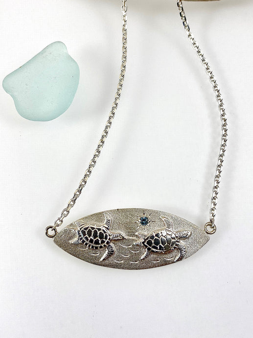 Silver Honu board-shape Necklace