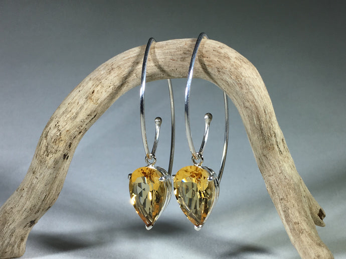 Silver V-wire Earrings Citrine